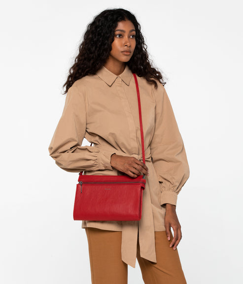 variant::Red-- arta dwell Red