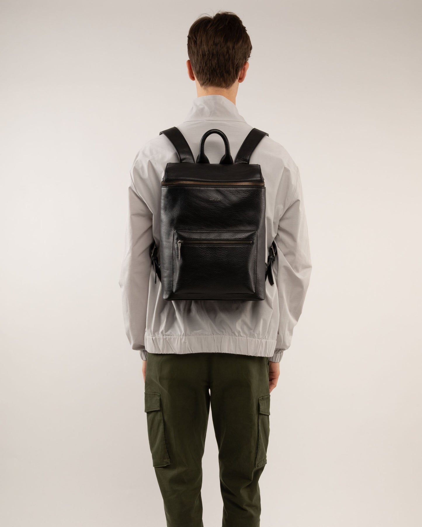 variant:: black -- oshie dwell black