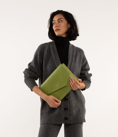 RIYA Vegan Clutch - Vintage | Color: Blue - variant::bluejay