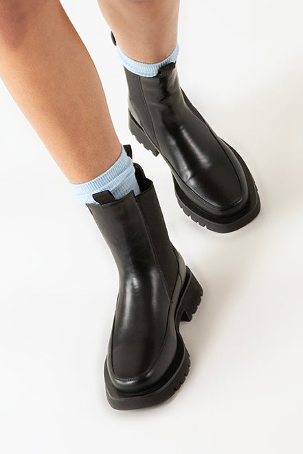 ESTER Women's Vegan Chelsea Boots | Color: Black - variant::black