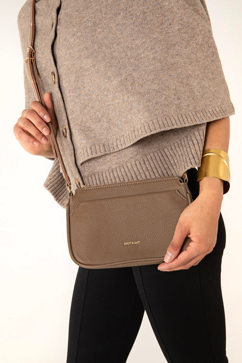 IVY Vegan Crossbody Bag - Grain | Color: Toffee- variant::toffee