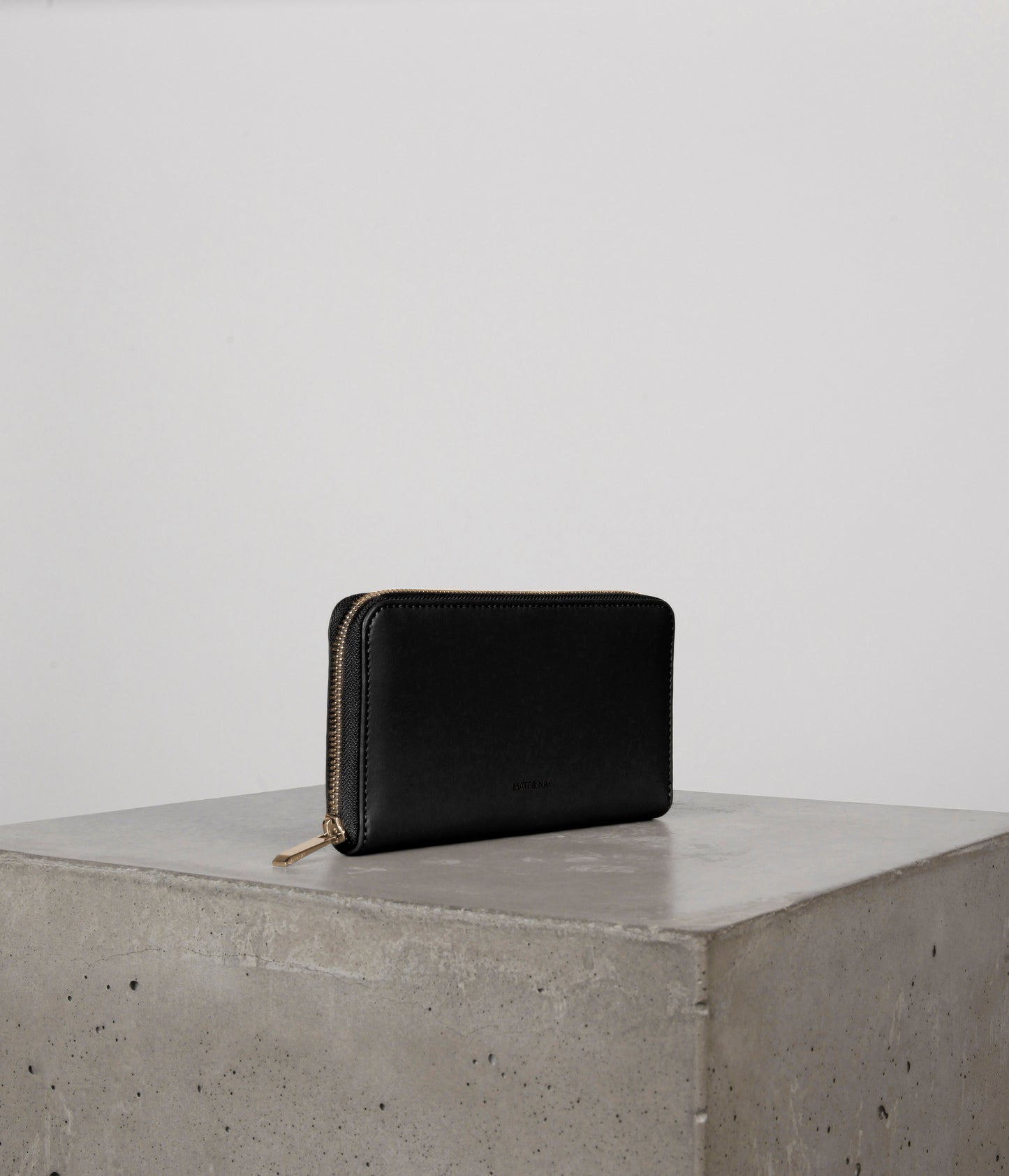 LEICI Vegan Wallet - UPPEAL™ | Color: Black - variant::black