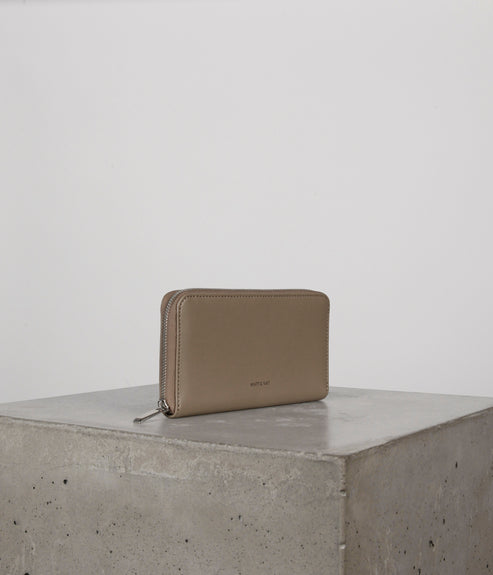 LEICI Vegan Wallet - UPPEAL™ | Color: Cappuccino - variant::cappuccino