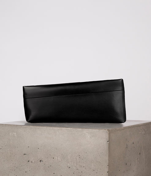 ORNELLA Vegan Clutch - UPPEAL™ | Color: Black - variant::black