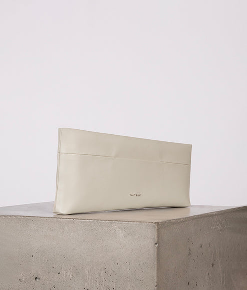 ORNELLA Vegan Clutch - UPPEAL™ | Color: Pearl - variant::pearl