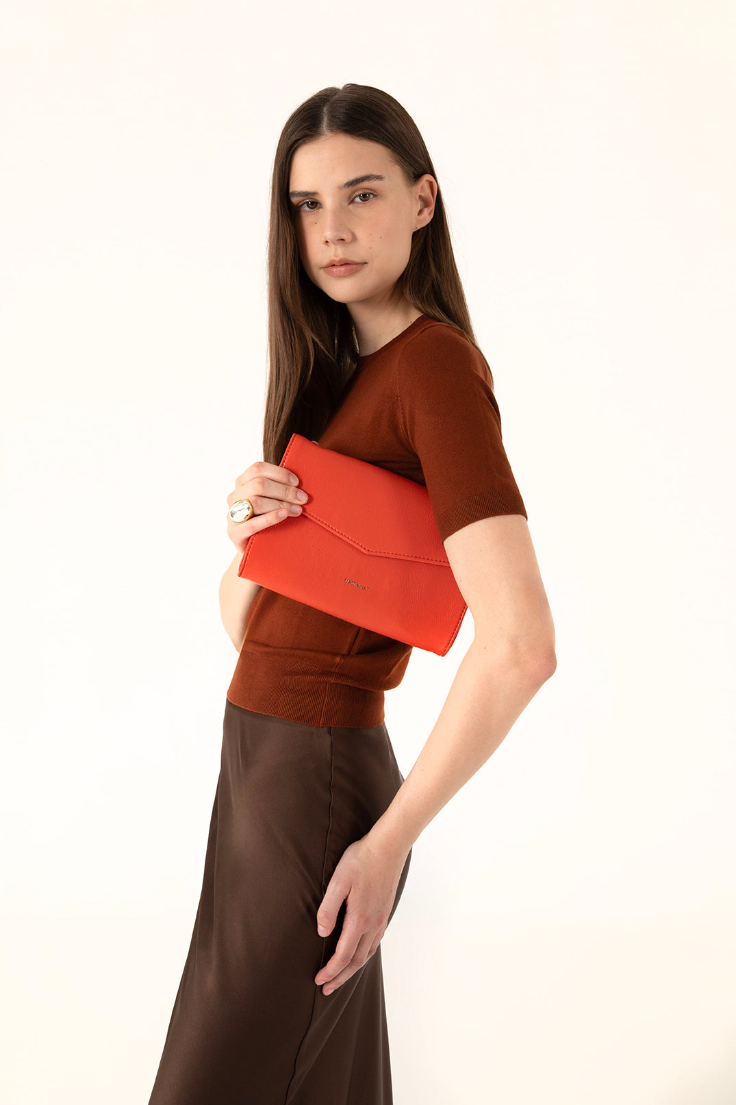 LILIAN Vegan Clutch – Theme | Color: Tomato- variant::tomato