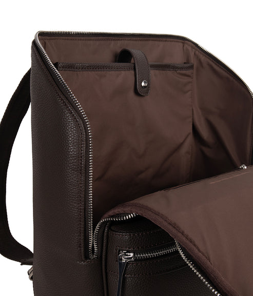 REMI Vegan Backpack – Grain | Color: Fudge - variant::fudge
