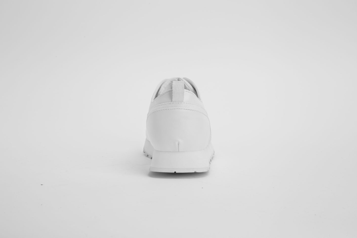 variant:: white -- jarry shoe white