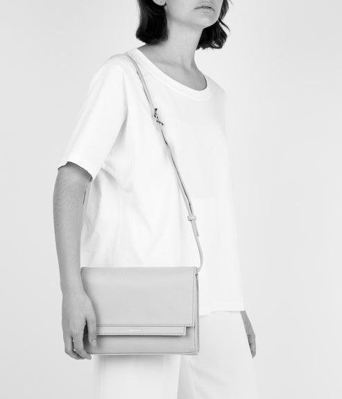 variant:: whisper -- silvi dwell whisper