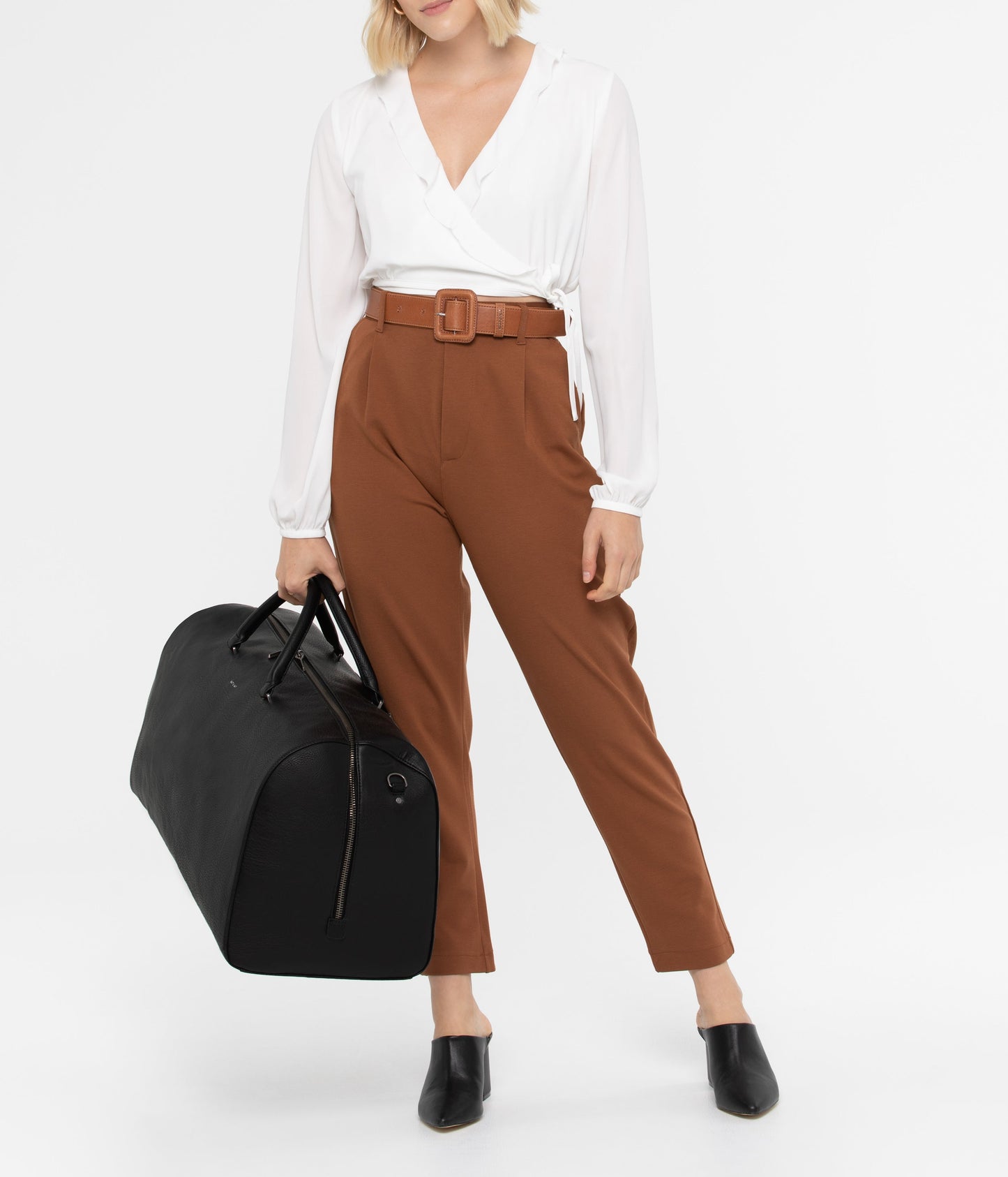 variant::black-- hapak dwell black