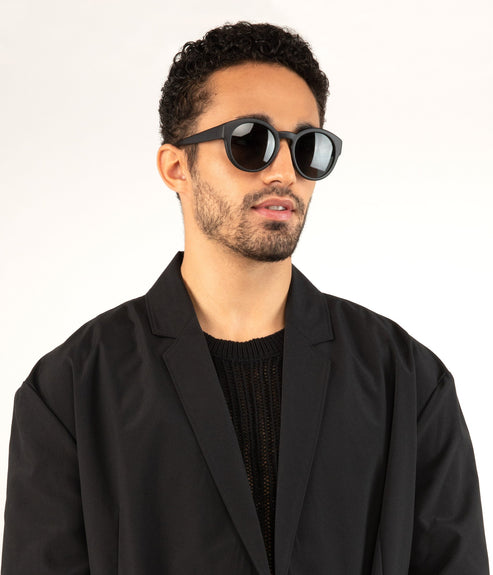 YAN Black Round Sunglasses | Color: Black - variant::black