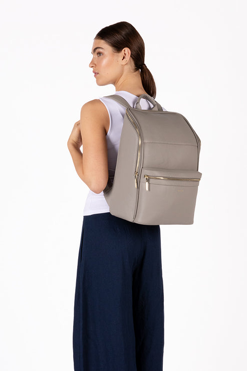 REMI Vegan Backpack – Grain | Color: Plateau - variant::plateau