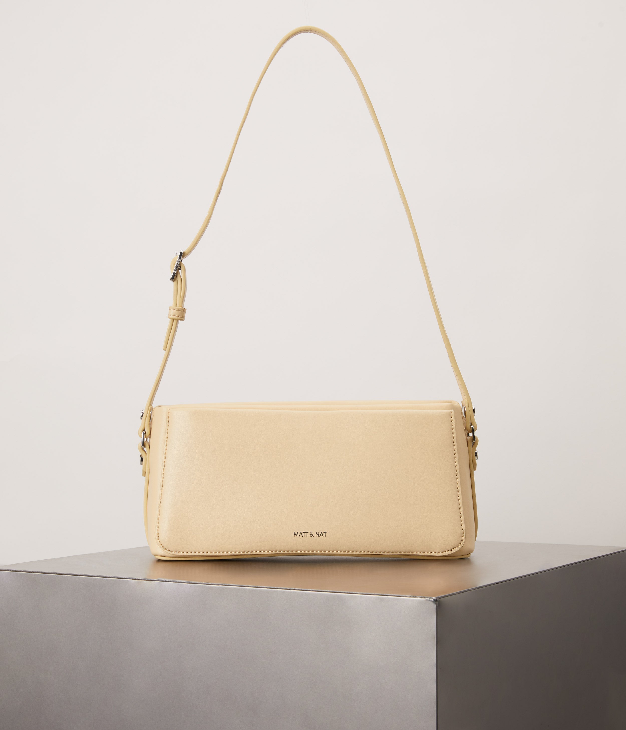 正規品・送料込み◆JILLSTUART◆Mocha shoulder bag 2 colors FW23-Studio901-Val-organic-1.