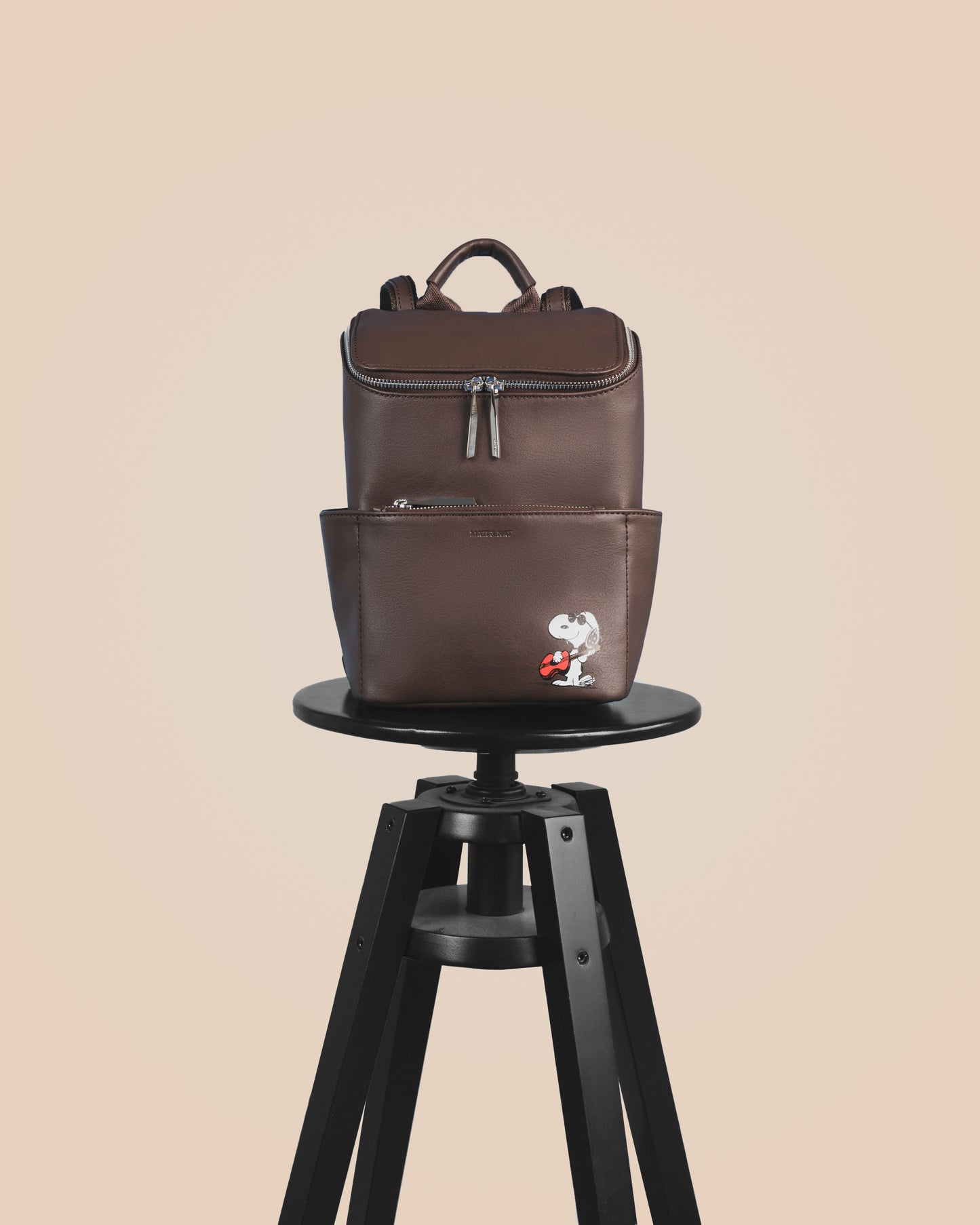 BRAVESMP Small Vegan Backpack – Color: Brown - variant::decaf