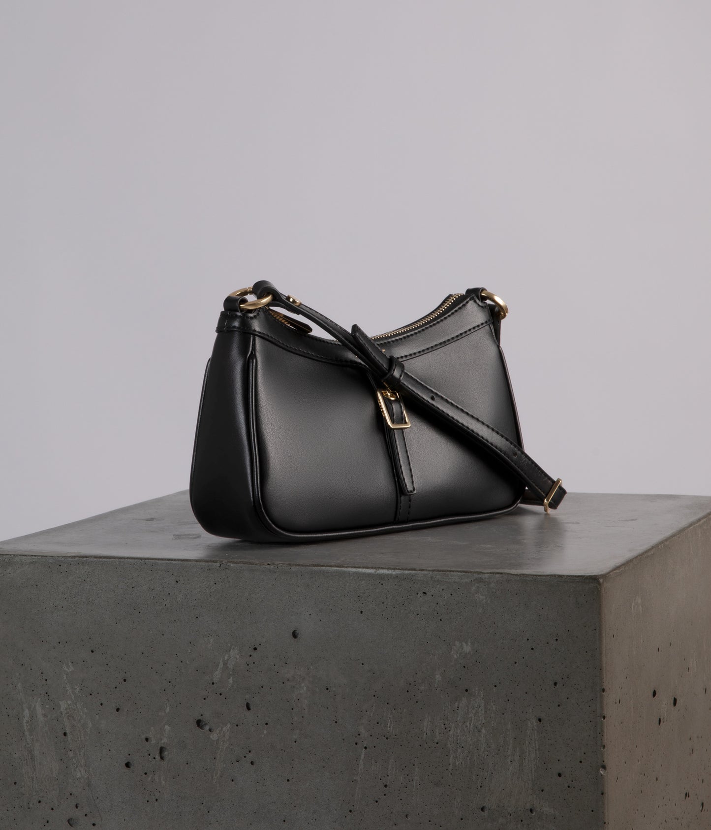 Verona Vegan Crossbody Bag - UPPEAL™ | Color: Black - variant::black