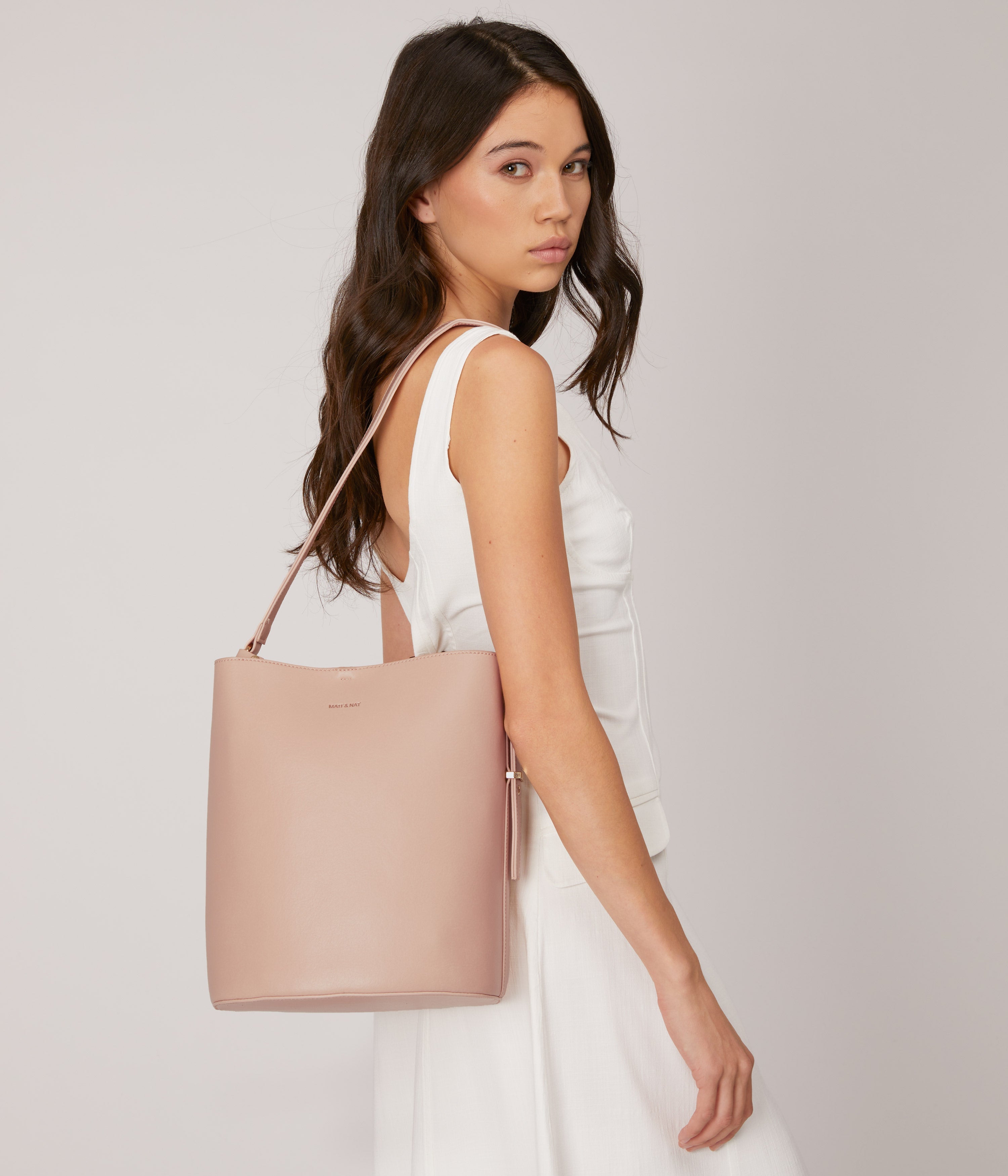 AZUR Vegan Bucket Bag - Vintage | Matt & Nat USA
