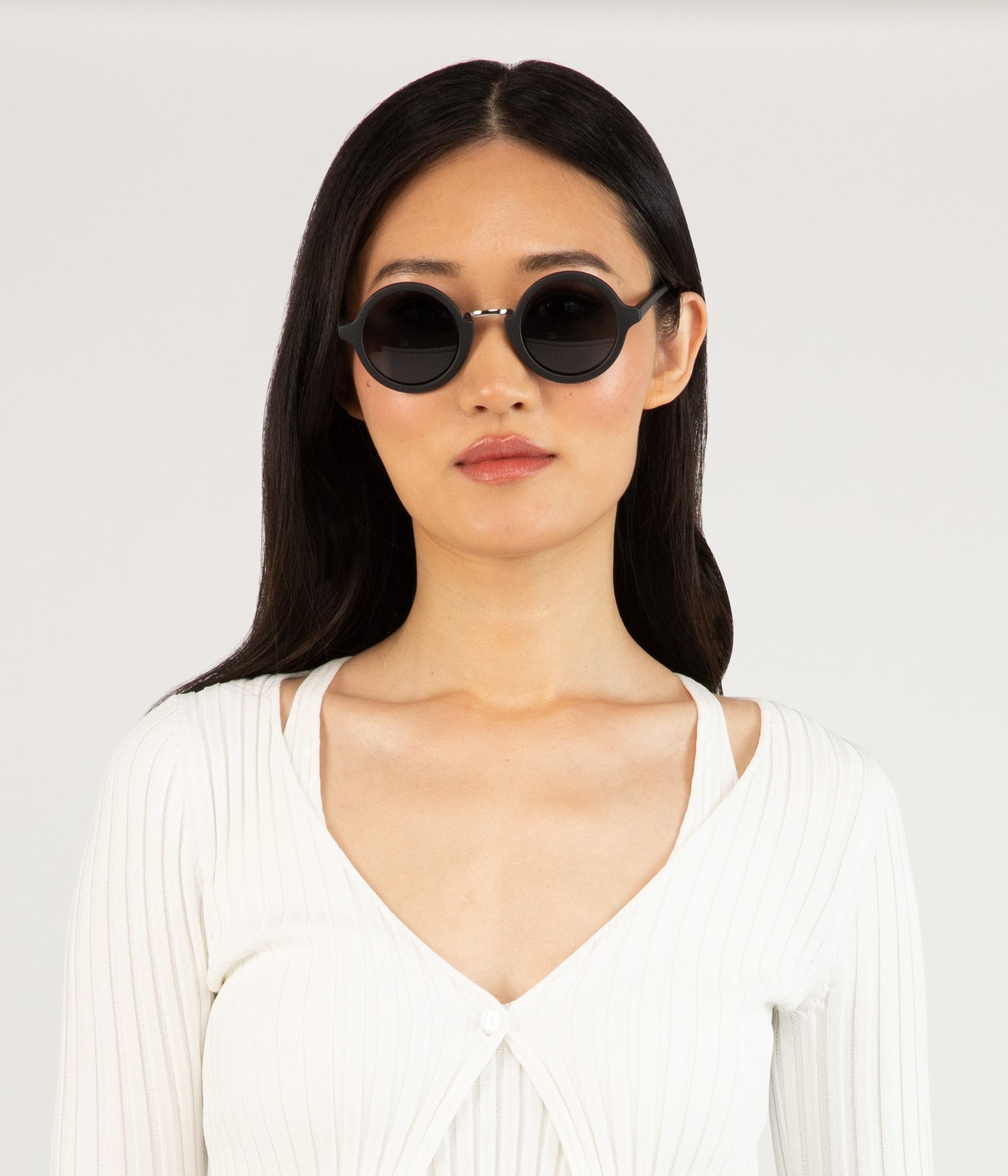 HALSEY Black Round Sunglasses | Color: Black - variant::black