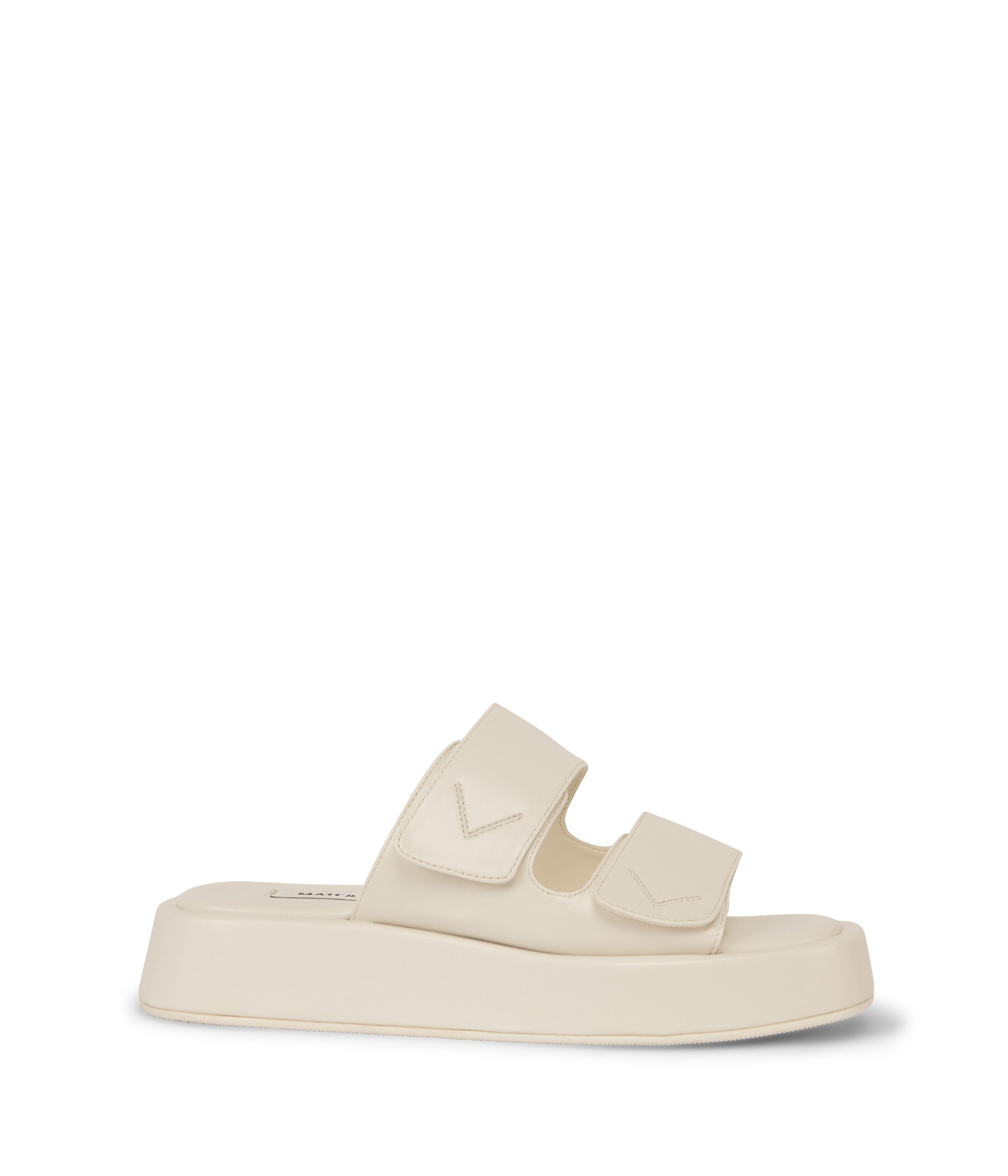 SS23-shoes-Emie-eggshell-1.jpg
