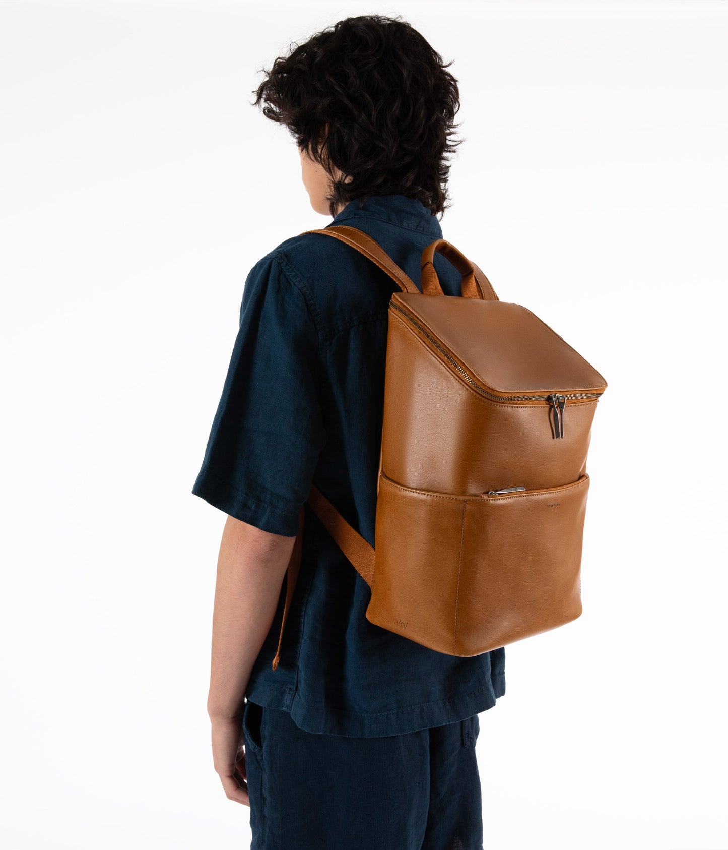 DEAN Vegan Backpack - Vintage | Color: Brown - variant::chili