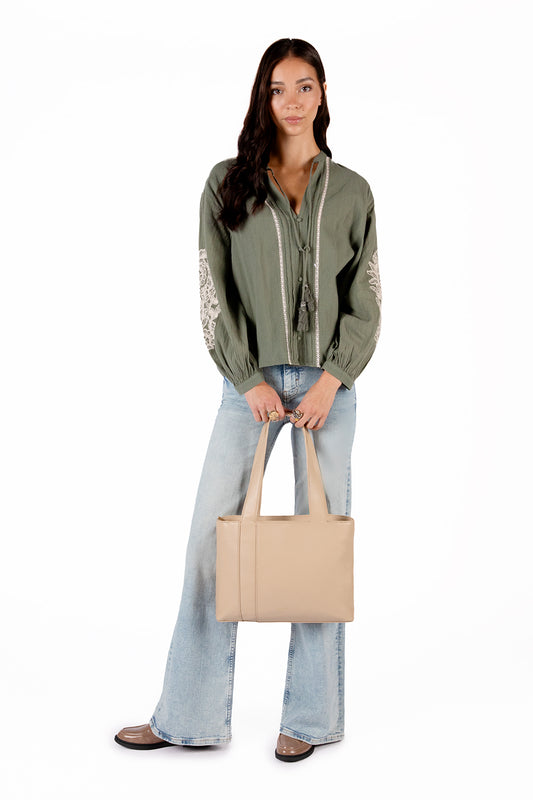 GARNI Vegan Tote Bag - Forum | Color: Rum- variant::rum