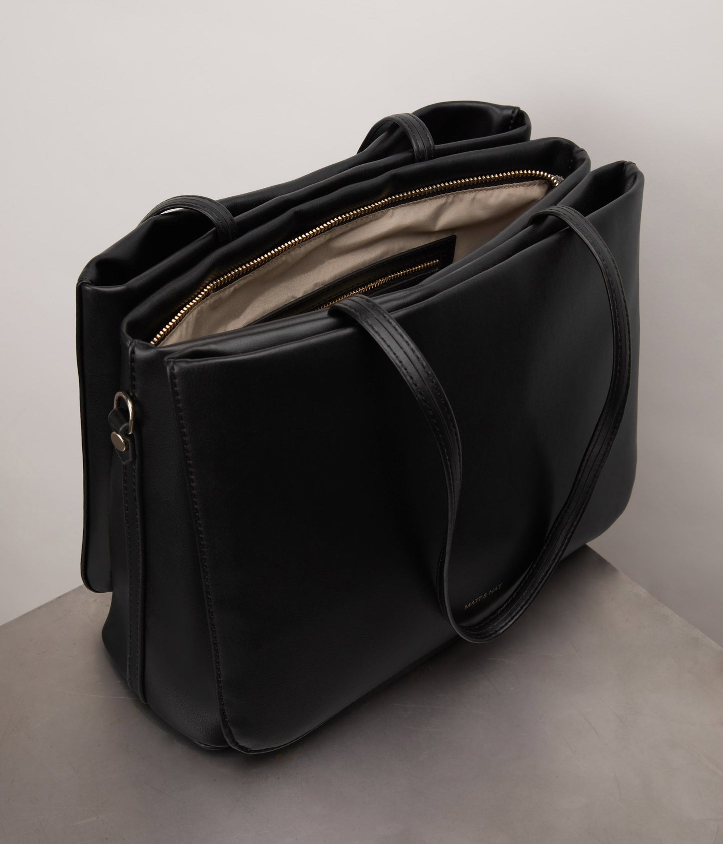 MAIA Vegan Tote Bag - APPLESKIN™ | Color: Black - variant::black