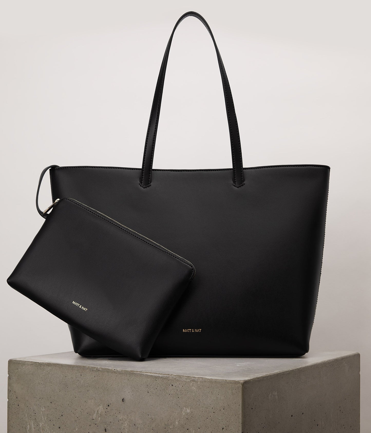 NIVI Vegan Tote Bag - APPLESKIN™ | Color: Black - variant::black
